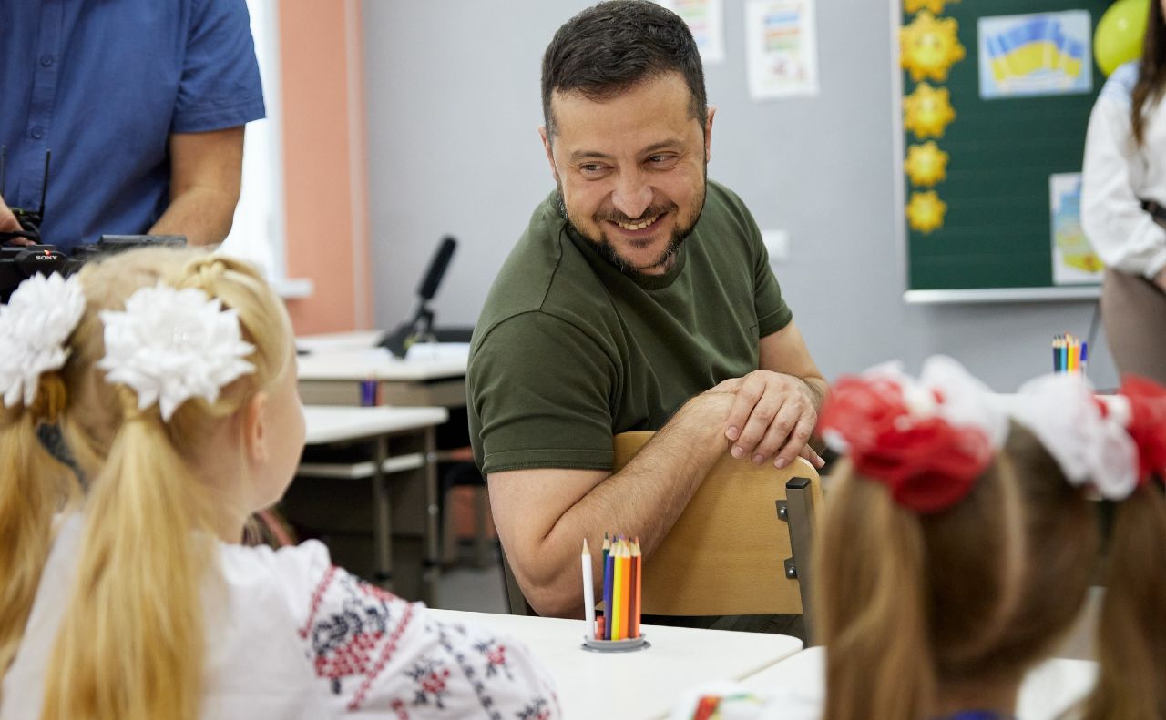 Володимир Зеленький в ірпінській школі. Фото: пресслужба Президента України