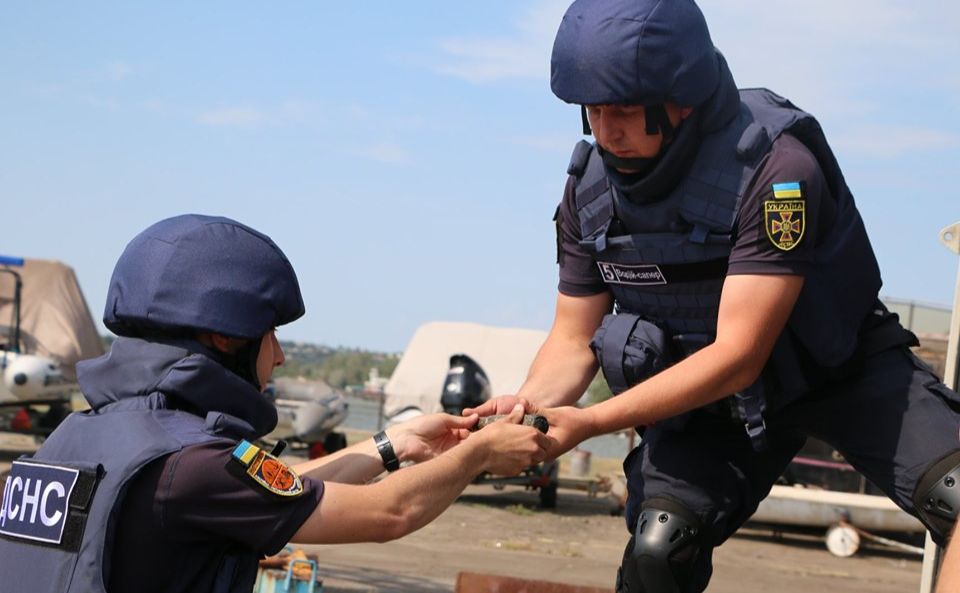 Ілюстративне фото піротехніків з відкритих джерел