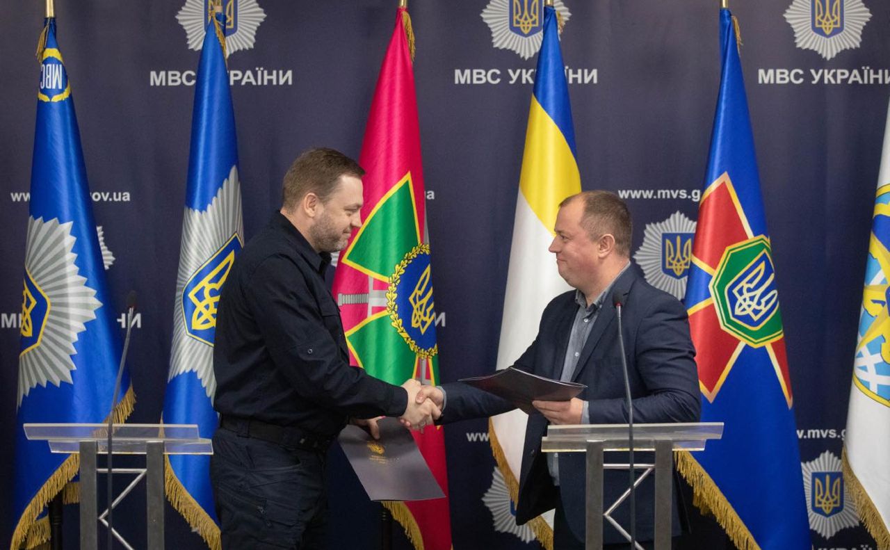 Очільник МВС та в.о. голови Українського інституту національної пам’яті. Фото: МВС