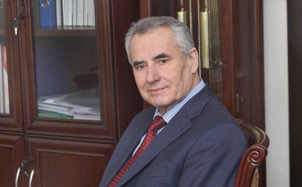 Головним сенсом його життя було здоров’я людини. Фото: Національна академія медичних наук України