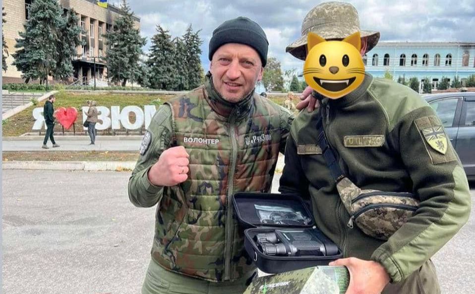 Андрій Кошара багато років допомагає військовим. Фото з архіву Андрія Кошари