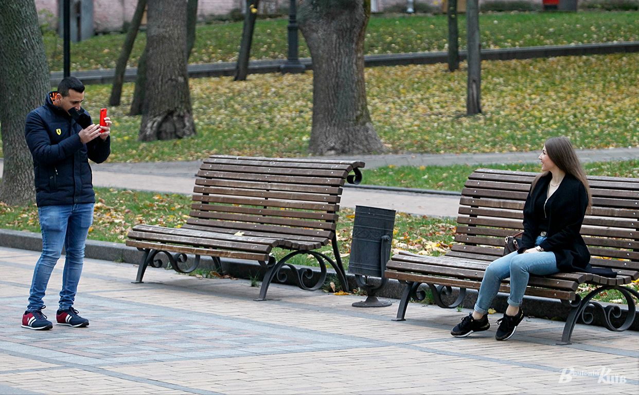 «Бабине» літо у Києві тривало чотири дні. Фото: Борис Корпусенко