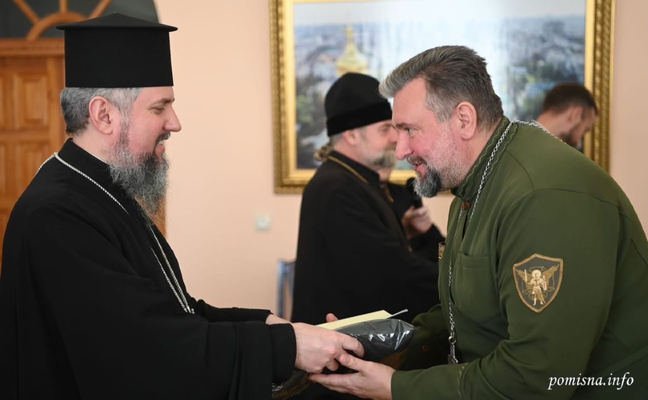 Митрополит Епіфаній та Костянтин Холодов. Фото: пресслужба ПЦУ