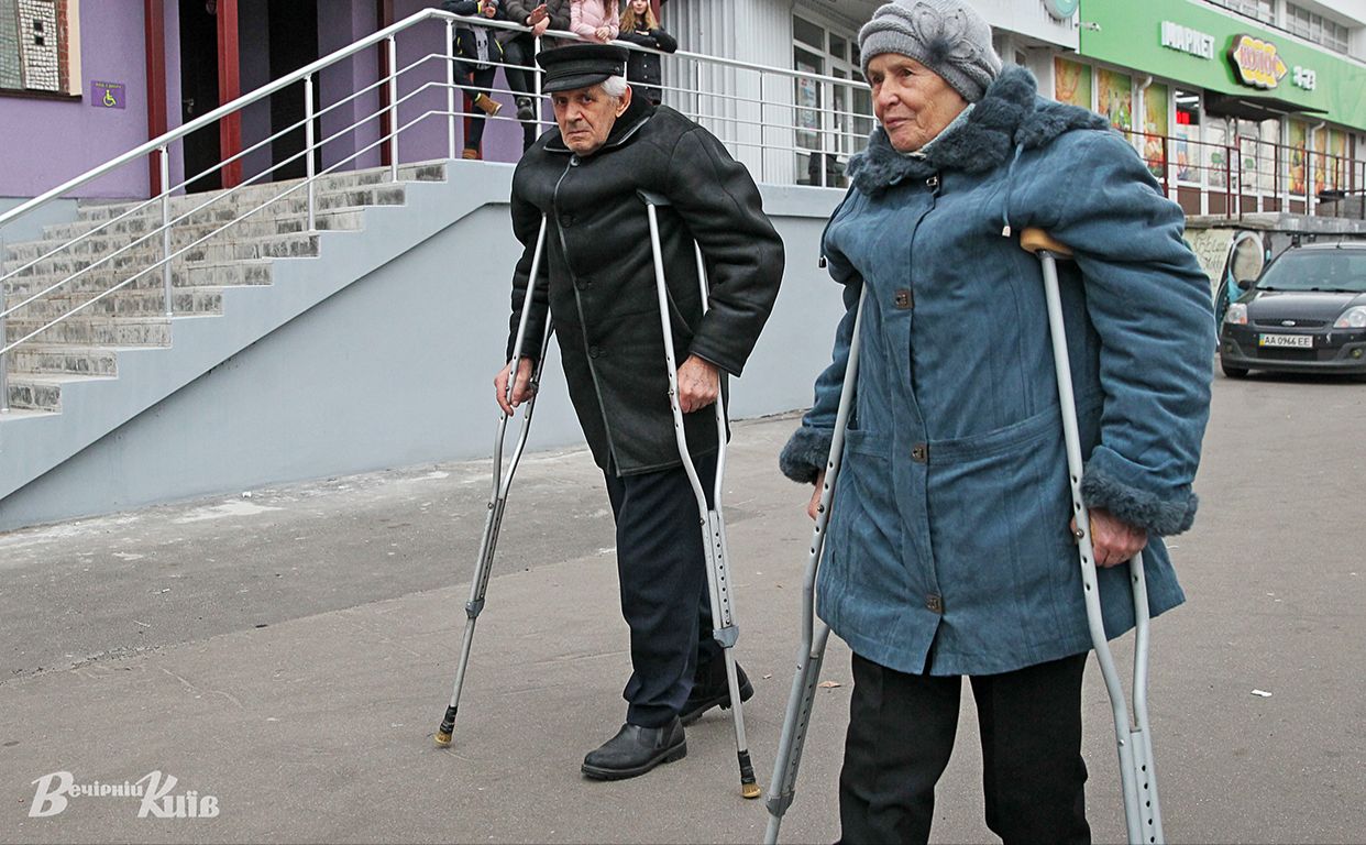 Під час війни вразливі категорії населення потребують підтримки. Фото: Борис Корпусенко