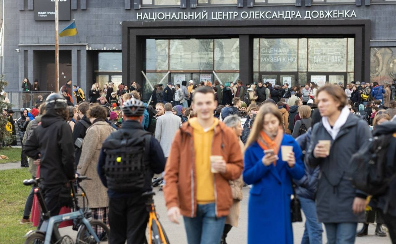 Колектив Довженко-Центру протестує проти реорганізації. Фото: Довженко-центр