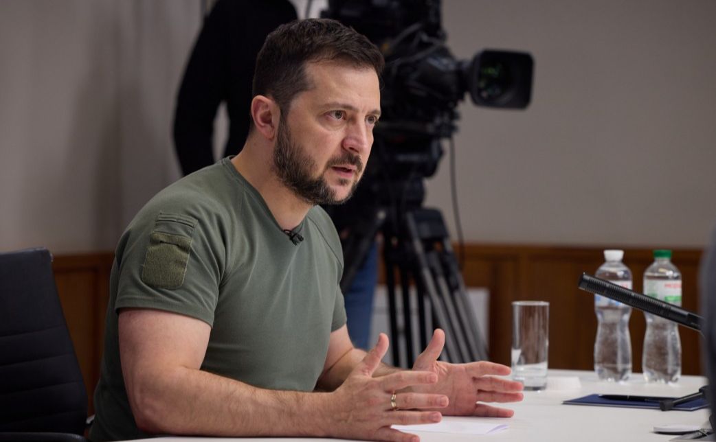 Президент розповів чому не евакуювали столицю. Фото: ОП