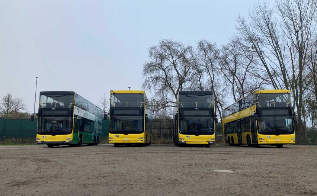 Двоповерхові автобуси від Німеччини. Фото: BVG/Stefan Leutholf