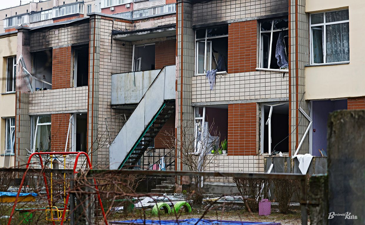 Десять постраждалих перебувають в опіковому центрі. Фото: Борис Корпусенко