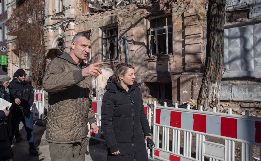 Очільник столиці Віталій Кличко зустрівся з міністеркою закордонних справ Канади Мелані Жолі. Фото: Віталій Кличко