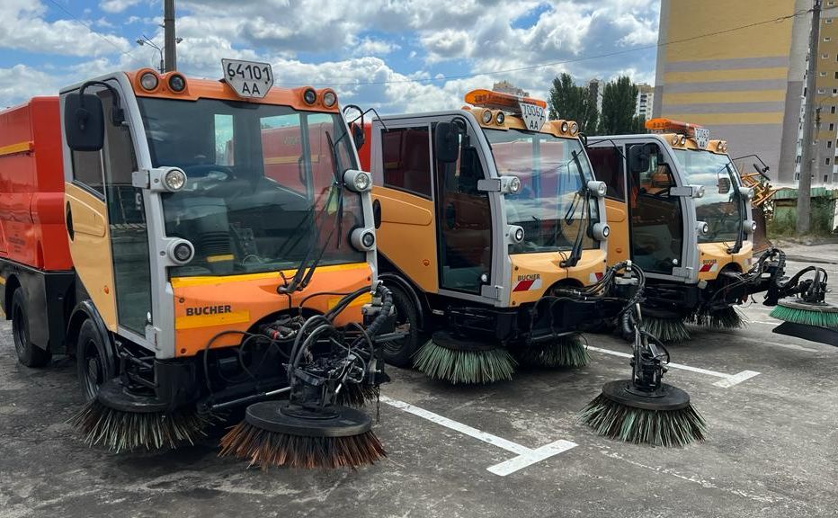 Техніка до весни готова. Фото: Київавтодор