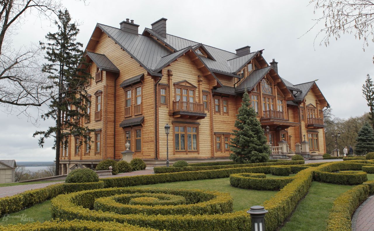 У резиденції було багато історико-культурних цінностей. Фото: Вечірній Київ