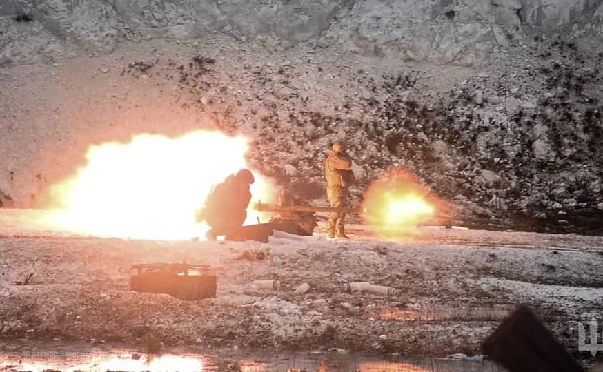 Мінометний підрозділ ЗСУ знищує ворога під Бахмутом. Фото: Генштаб