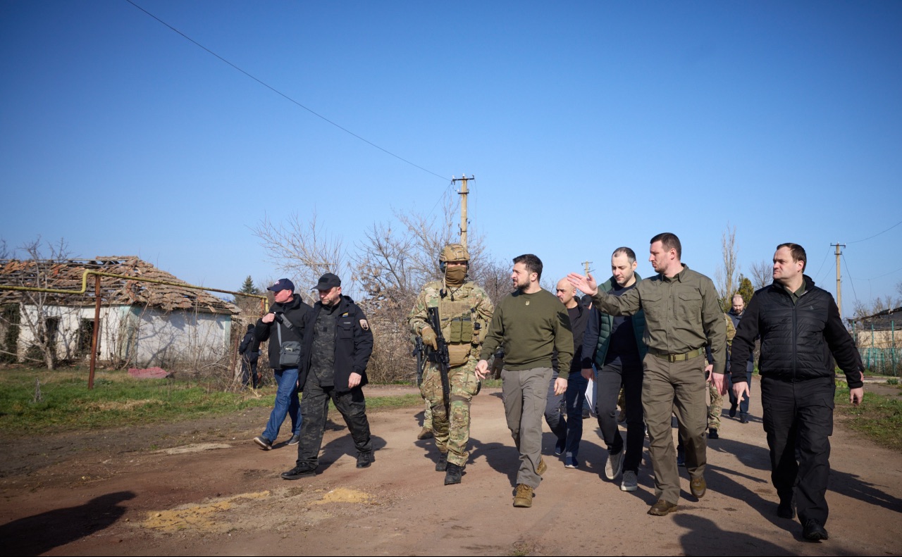 Володимир Зеленський в Посад-Покровському. Фото: ОП