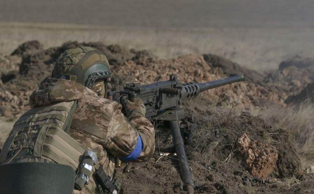 Мінометник ЗСУ під час бою на фронті. Фото: Генштаб