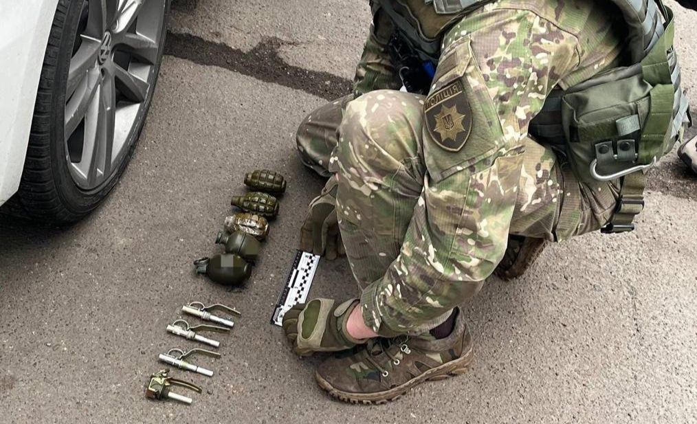 В уродженця Жашкова вилучили речові докази. Фото: Київська міська прокуратура