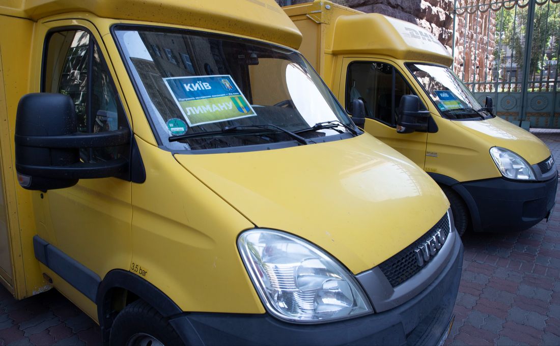 Два автомобілі IVECO. Фото: КМДА