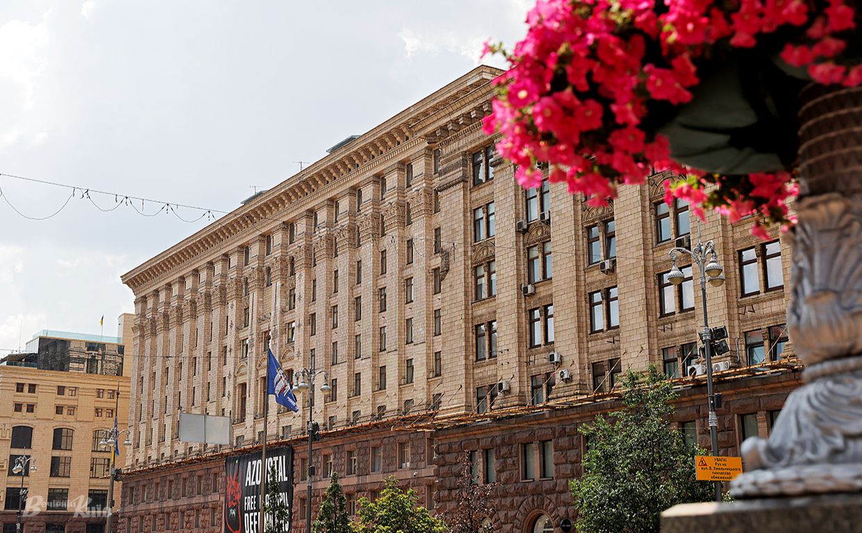 Щороку присуджують не більше 50 таких стипендій. Фото: Борис Корпусенко