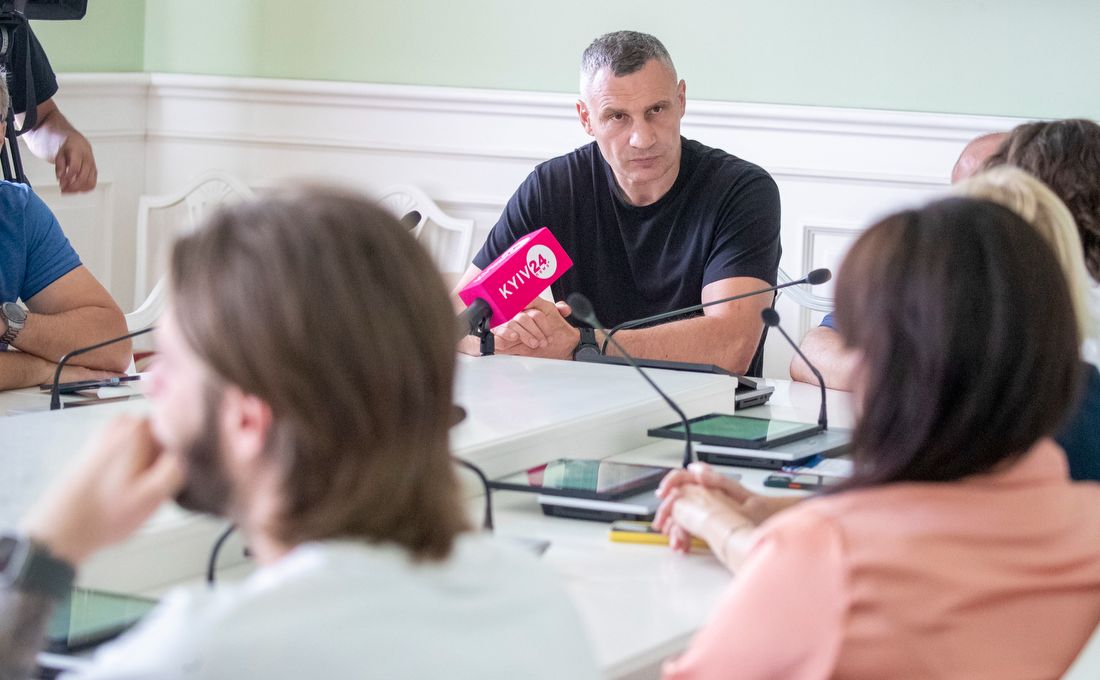 Кличко зустрівся з представниками Національної ресторанної асоціації України. Фото: пресслужба Кличка