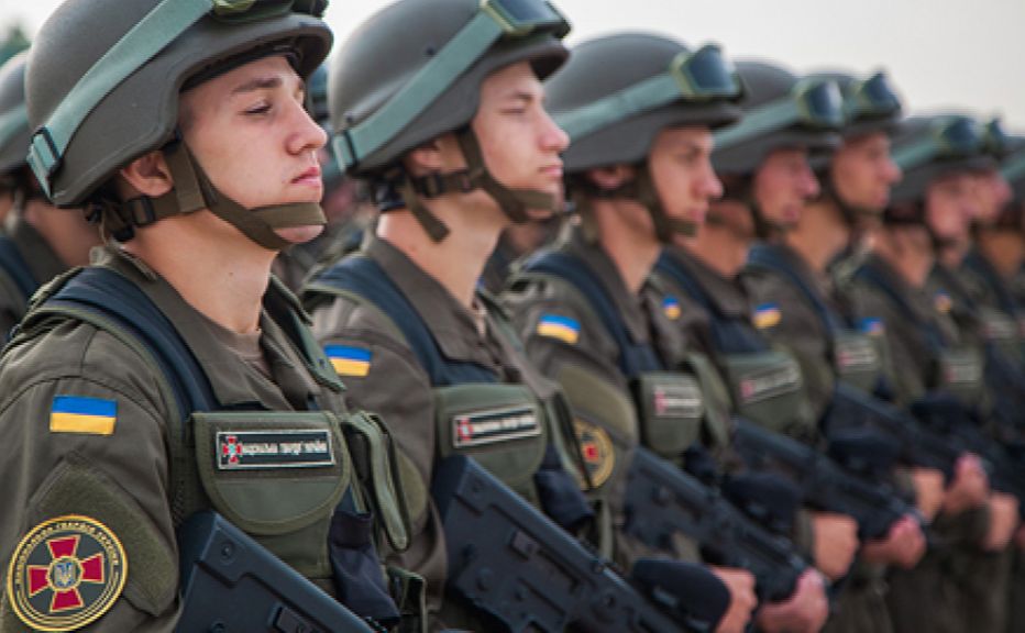 Зарядні станції потрібні бійцям Нацгвардії на Південному та Східному напрямках фронту. Фото: з відкритих джерел