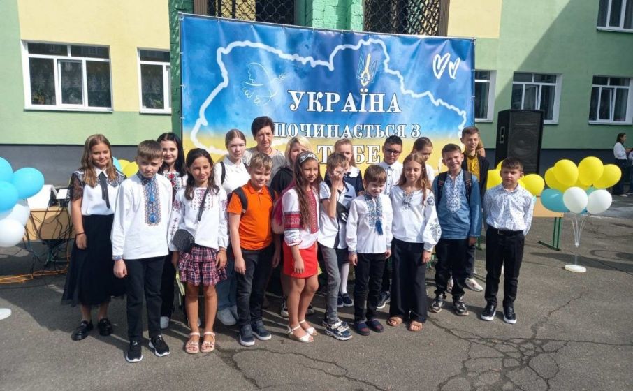 Свято першого дзвоника. Фото: Святошинська РДА