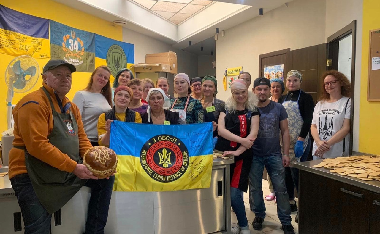Волонтери БФ «Мурашника». Фото з архіву волонтерів