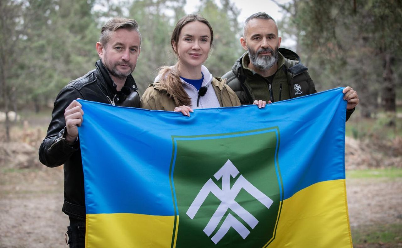 Еліна Світолна та Сергій Жадан підтримали військових. Фото зі сторінки Еліни Світоліної у Facebook