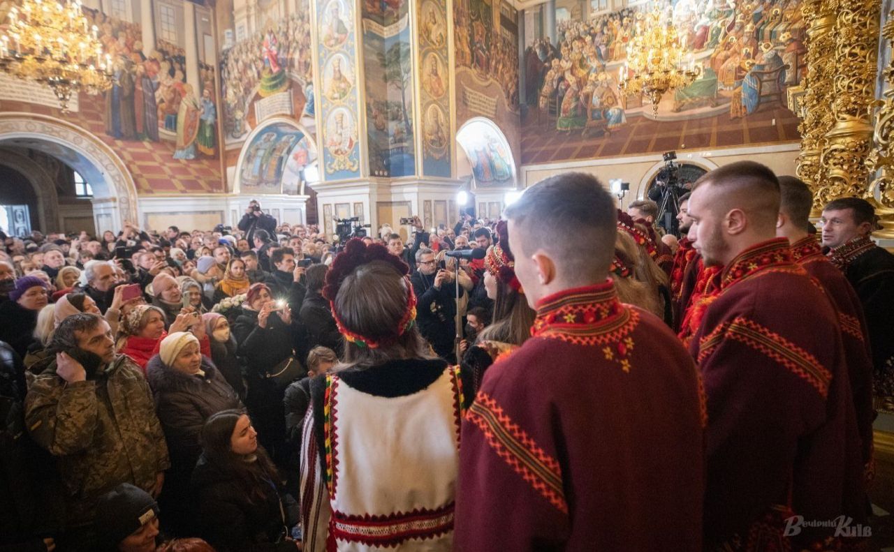 Перше святкування Різдва ПЦу у Києво-Печерській лаврі. Фото: Борис Корпусенко