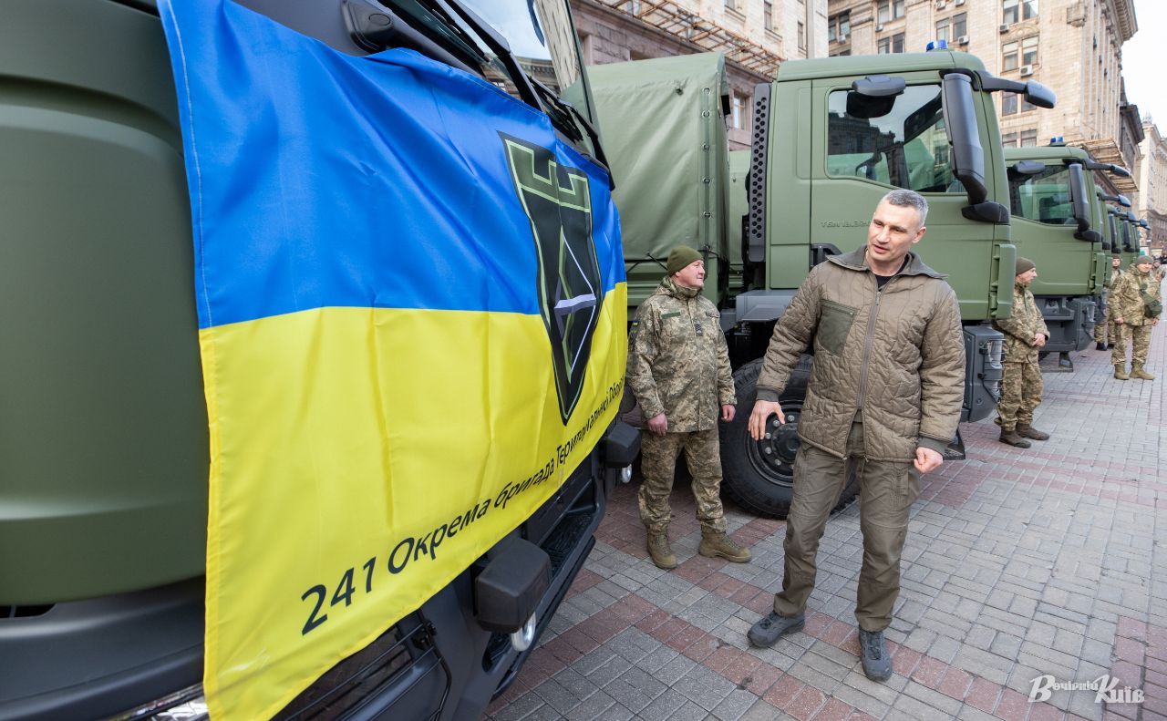 Кличко запевнив, що місто й надалі допомагатиме воїнам. Фото: Олексій Самсонов