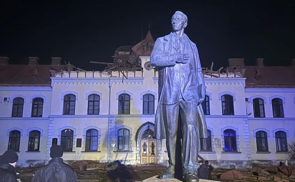 Пам’ятник Степану Бандері у Дублянах. Фото: фейсбук сторінка Андрія Садового