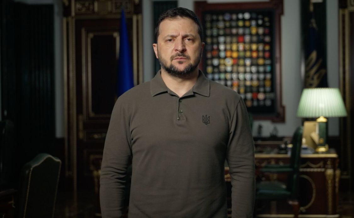 Глава держави подякував рятувальникам, поліцейським і волонтерам. Фото: Офіс Президента