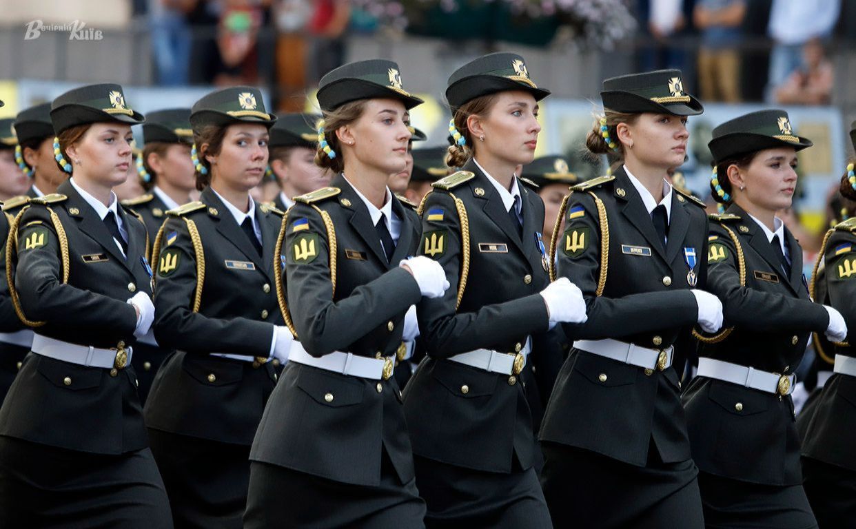 60 тисяч жінок служать в українській армії. Ілюстративне фото: Борис Корпусенко
