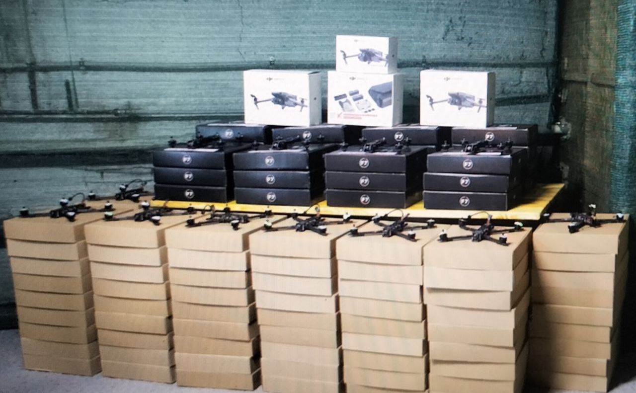 fpv-дрони, які поїхали до військових на Авдіївському напрямку