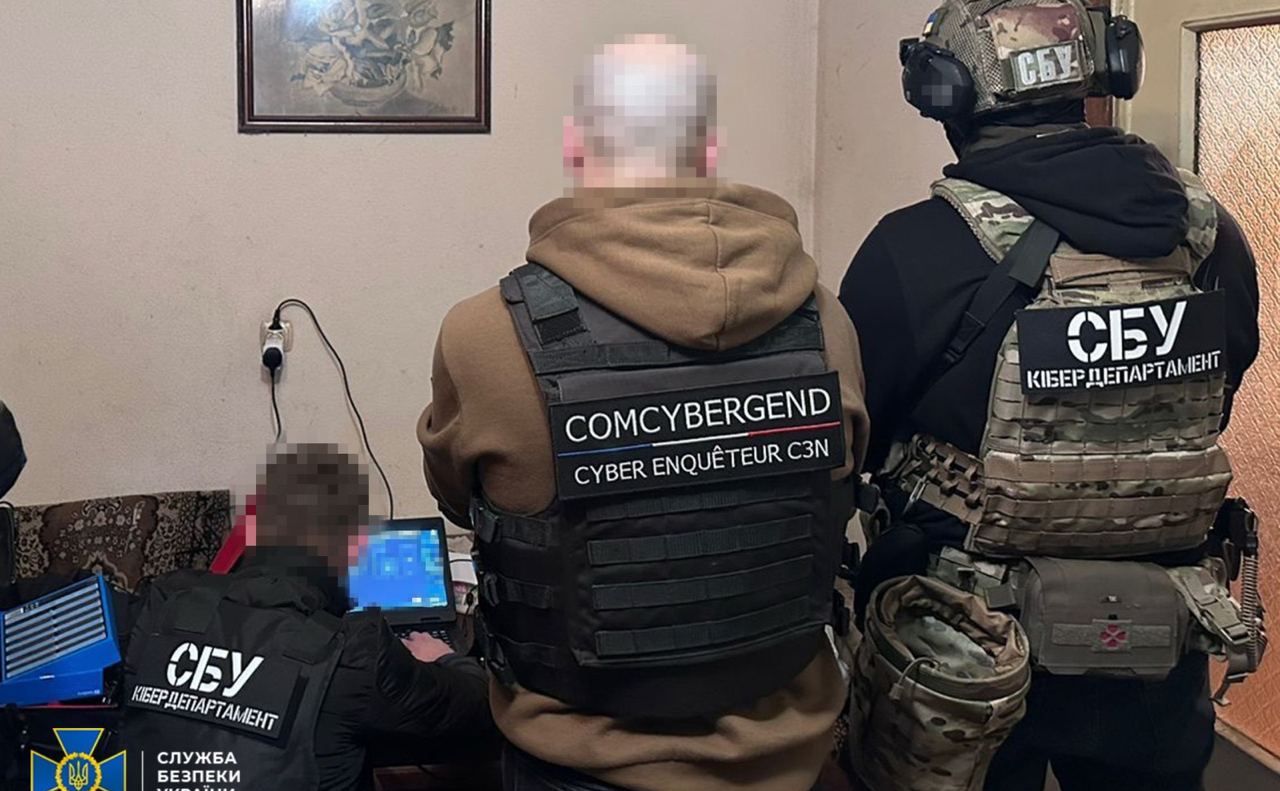 Під час обшуків. Фото: СБУ