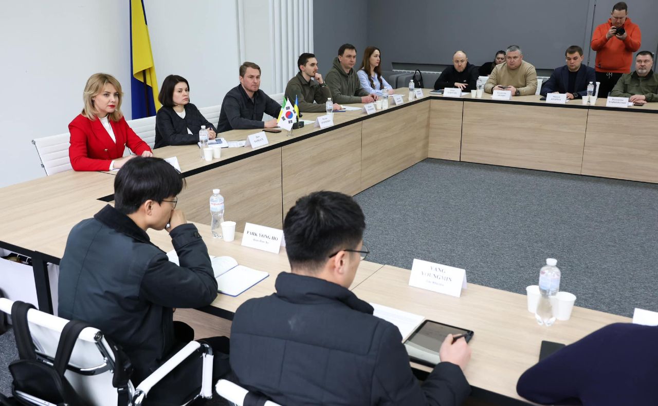 Д0елегацію з Південної Кореї побувала у Київській області. Фото: КОВА