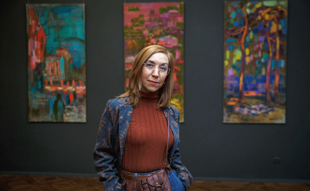 Художниця Ольга Морозова на відкритті проєкту. Фото: Музей видатних діячів української культури