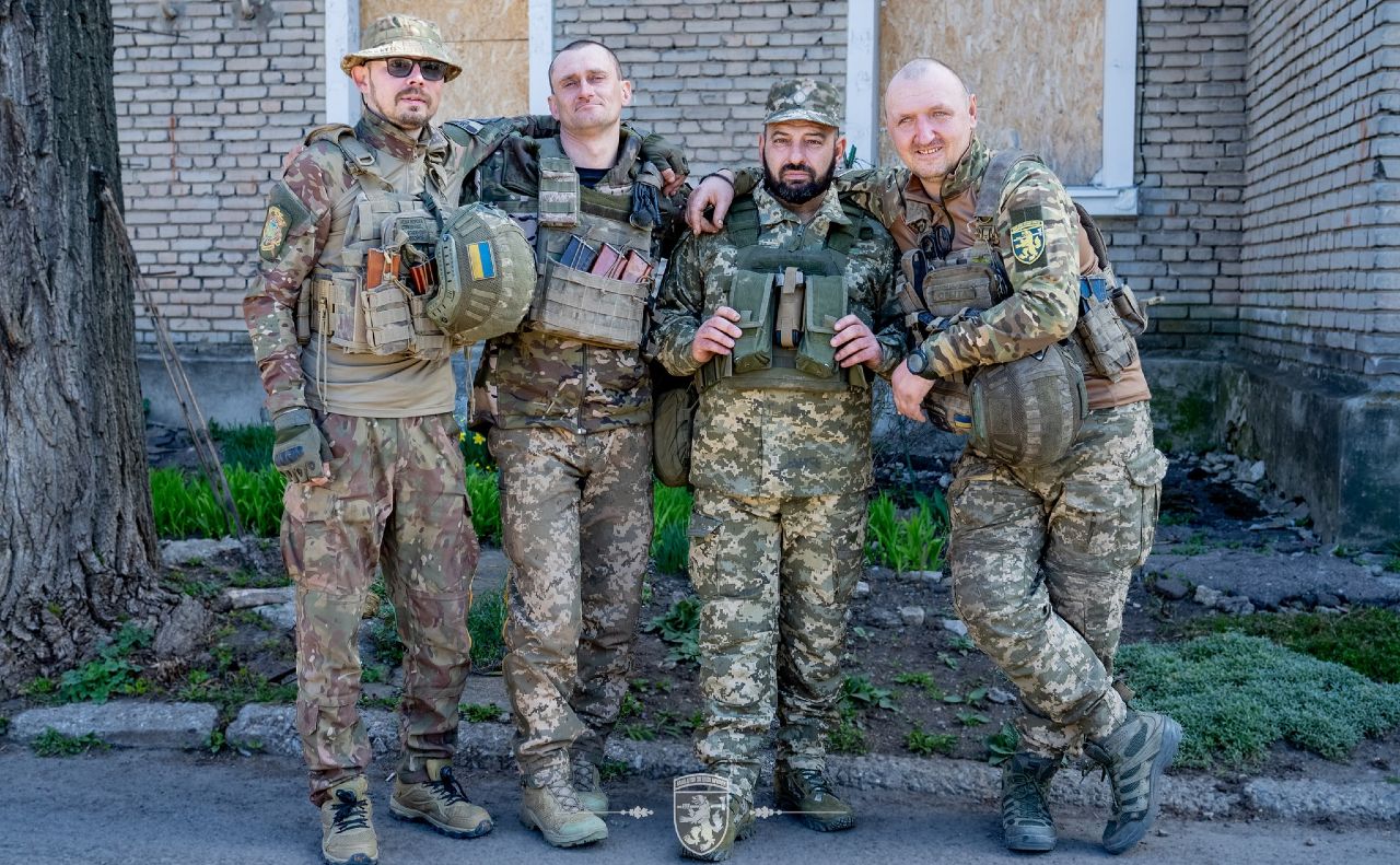 Четвірка героїів, які знищили чотири російські танки. Фото: 68 ОЄБР ім.О.Довбуша