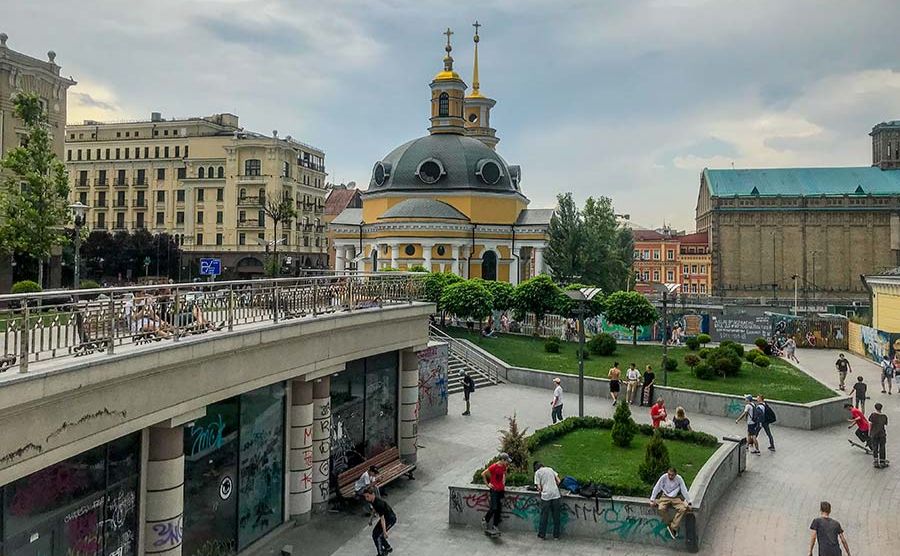 Поштова площа. Ілюстративне фото з відкритих джерел