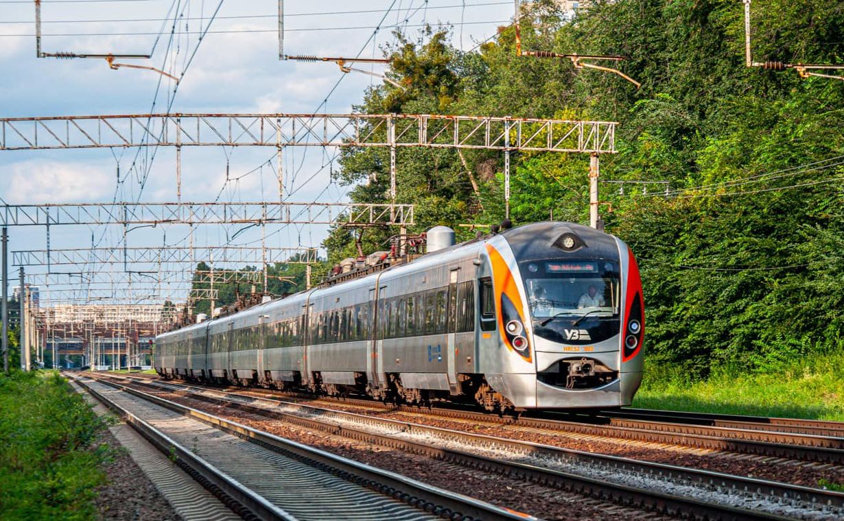 Поїзка на Інтерсіті триває 7,5 годин.Фото: Укрзалізниця