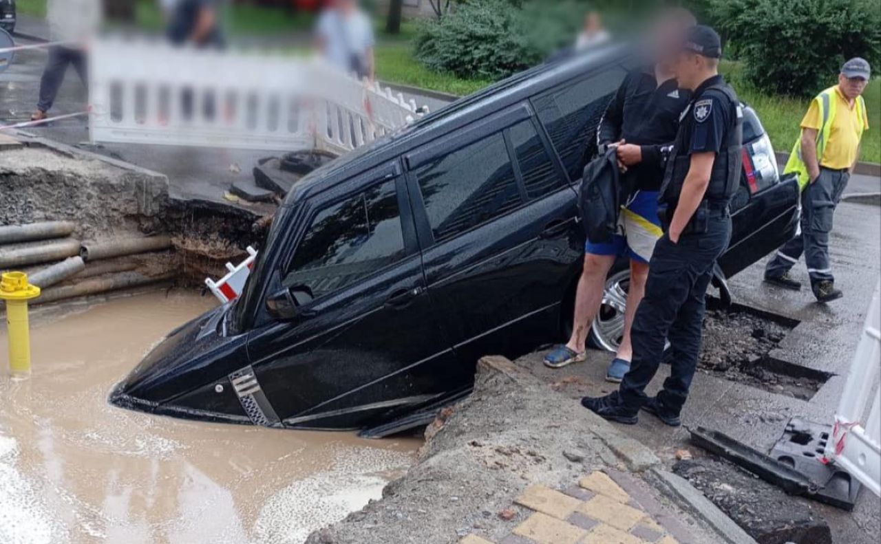 Фото з місця ДТП: патрульна поліція Києва