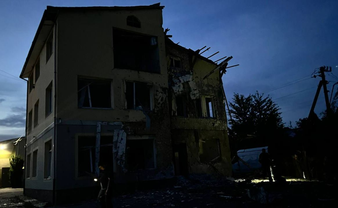 Наслідки атаки на село Малехів. Фото: телеграм-канал Андрія Садового