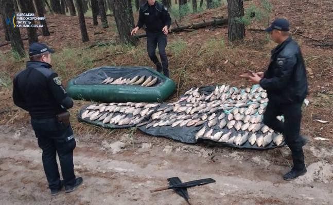 Порушника спіймали на Канівському водосховищі