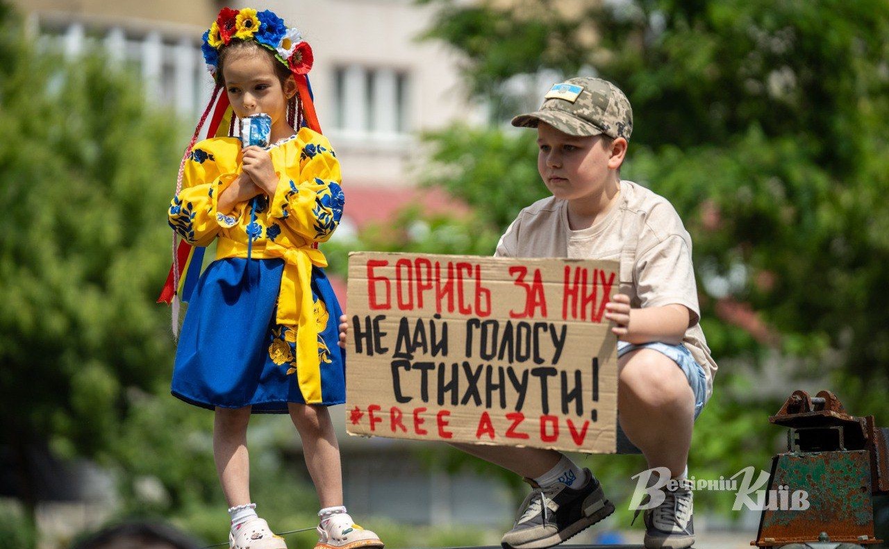 Щотижня у різних місцях столиці кияни привертають увагу до нагальної проблеми. Фото: Олексій Самсонов