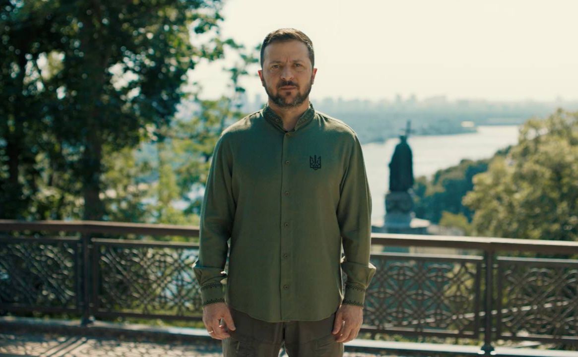Президент України біля пам’ятника Князю Володимиру Хрестителю. Фото: ОП