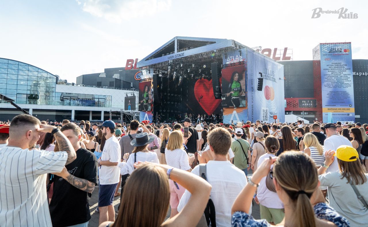 На три дні виступили близько 100 артистів. Фото: Олексій Самсонов
