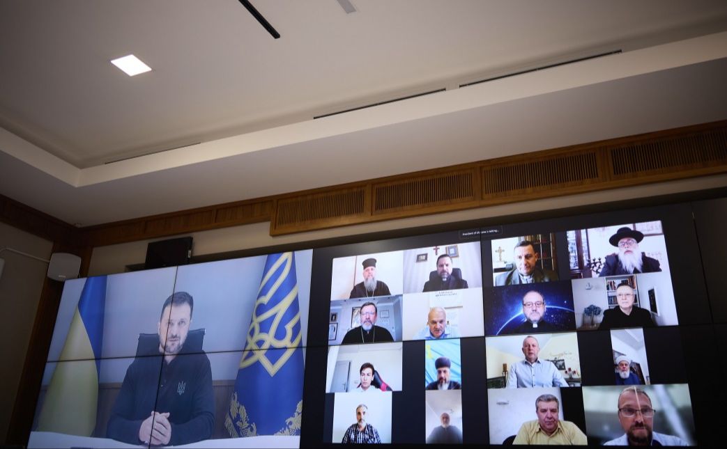 Президент під час зустрічі онлайн з членами ВРЦіРО. Фото: ОП