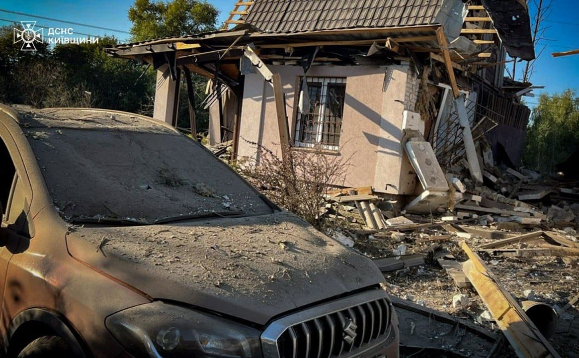 Ліквідація наслідків ворожих обстрілів триває