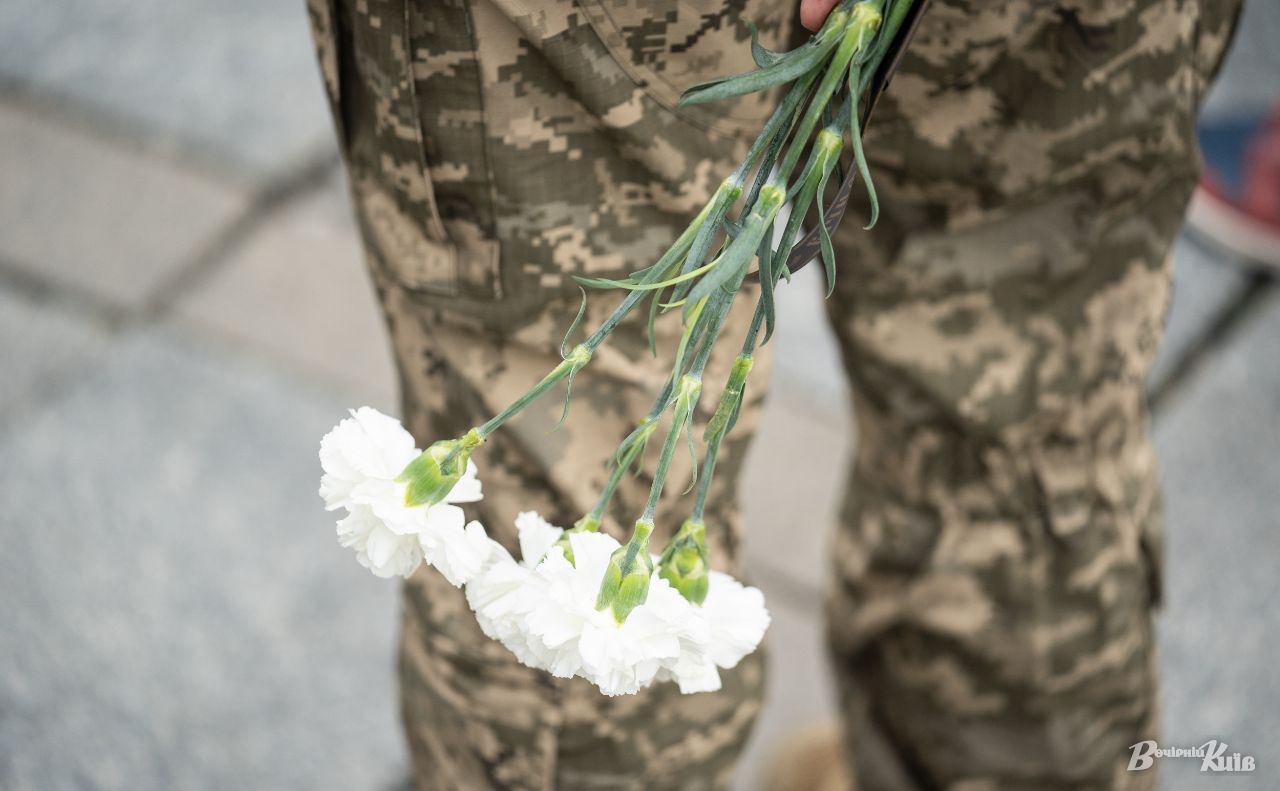 Фастівська громада сповістила про Захисника, який віддав життя за нашу Свободу. Ілюстративне фото: Олексій Самсонов