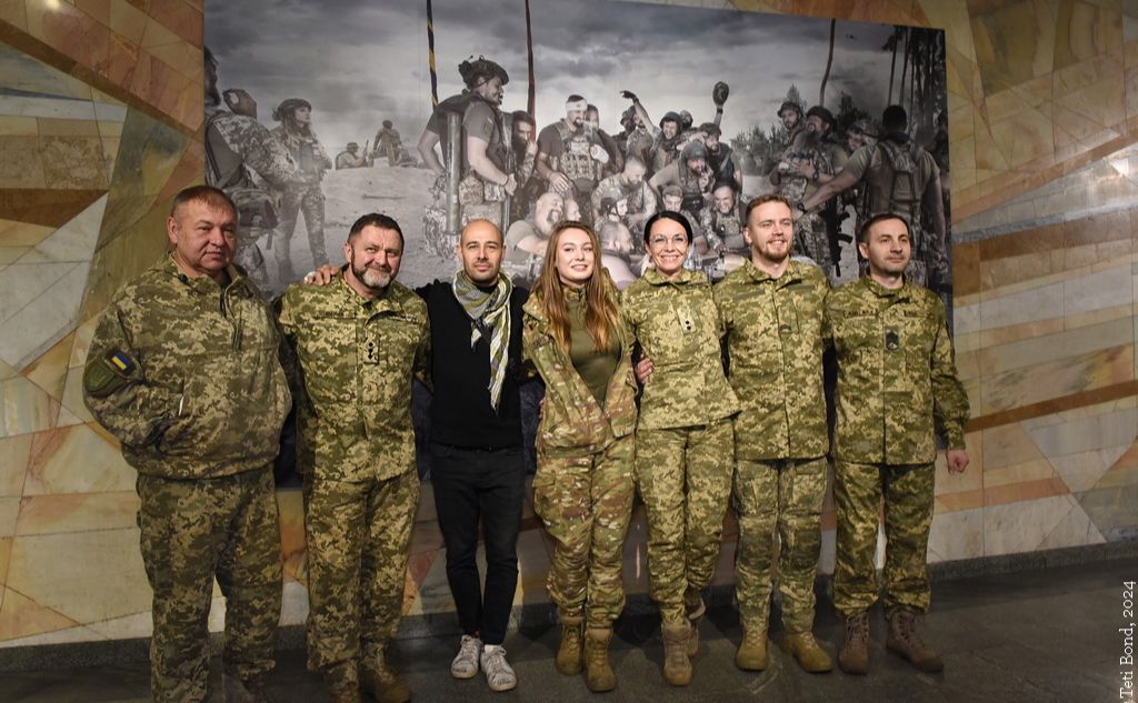 Фотокартина-рімейк подарована Херсонському Художньому музею в день відзначення другої річниці визволення Херсонщини у Національний центр «Український Дім»