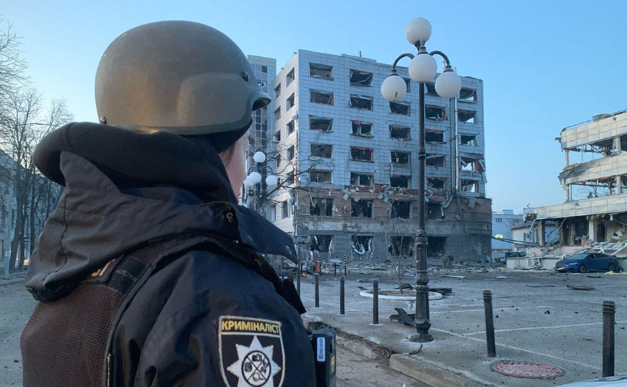Пошкоджена будівля. Фото: Національна поліція