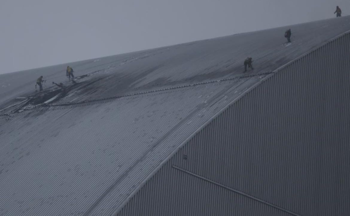 Рятувальники загасили пожежу, яка виникла через атаку російського дрона по ЧАЕС. Фото: Радіо Свобода